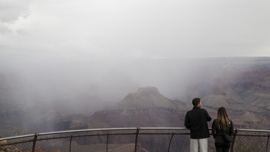 Villámárvíz csapott le a Grand Canyonra, két ember meghalt