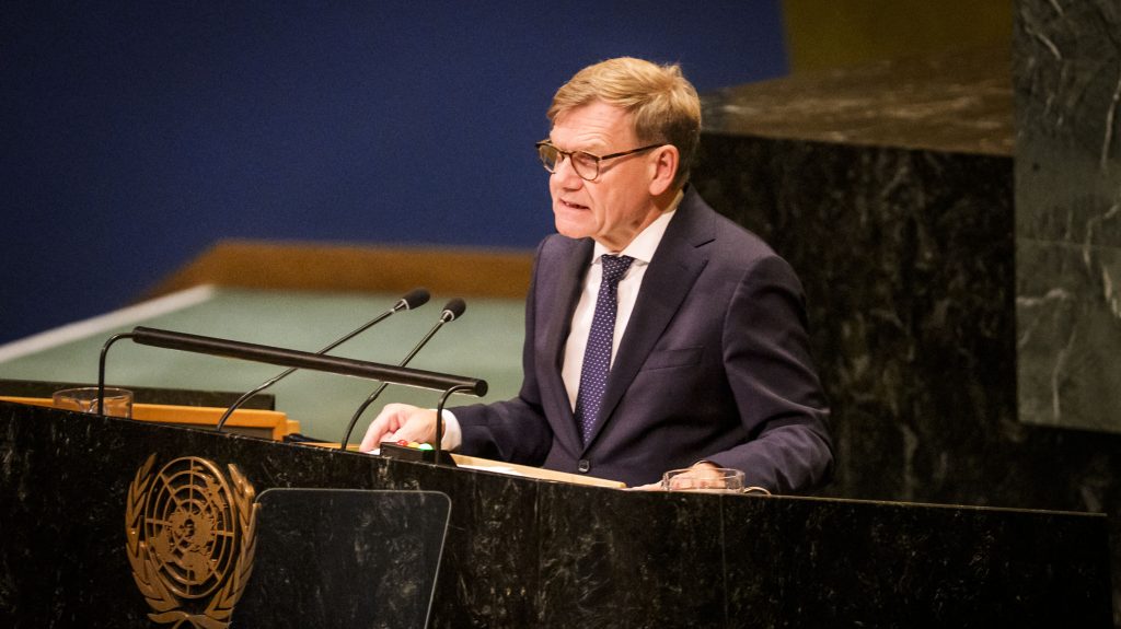 A német külügyminiszter szerint tárgyalni kell az ellenféllel