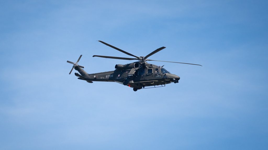 Madárrajhoz riasztottak katonai helikoptert Lengyelországban