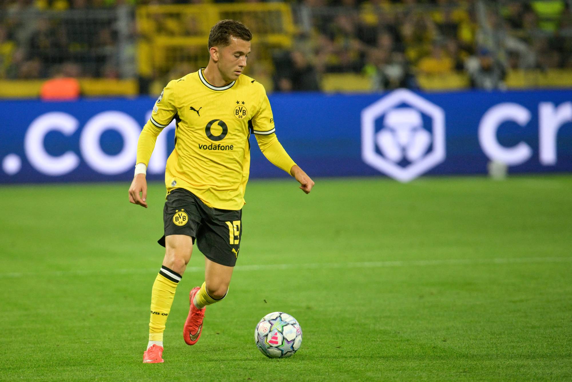 Borussia Dortmund's Greek midfielder #19 Konstantinos Karetsas plays the ball during the UEFA Champions League - League phase, Matchday 1 - football match between BVB Borussia Dortmund and Villarreal CF in Dortmund, western Germany, on September 8, 2026.