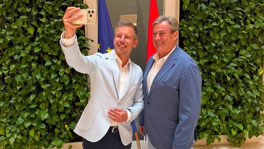 Magyar Péter Kapitány Istvánnal vette át, mi legyen az üzemanyagárral