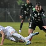 Daniel Stefulj (b) a Győr, és Aleksandar Cirkovic (j), a Ferencváros játékosa a labdarúgó MOL Magyar Kupa nyolcaddöntőjében játszott ETO FC Győr - Ferencvárosi TC mérkőzésen a győri ETO Stadionban 2025. február 27-én. A Ferencváros 4-3-ra nyert.