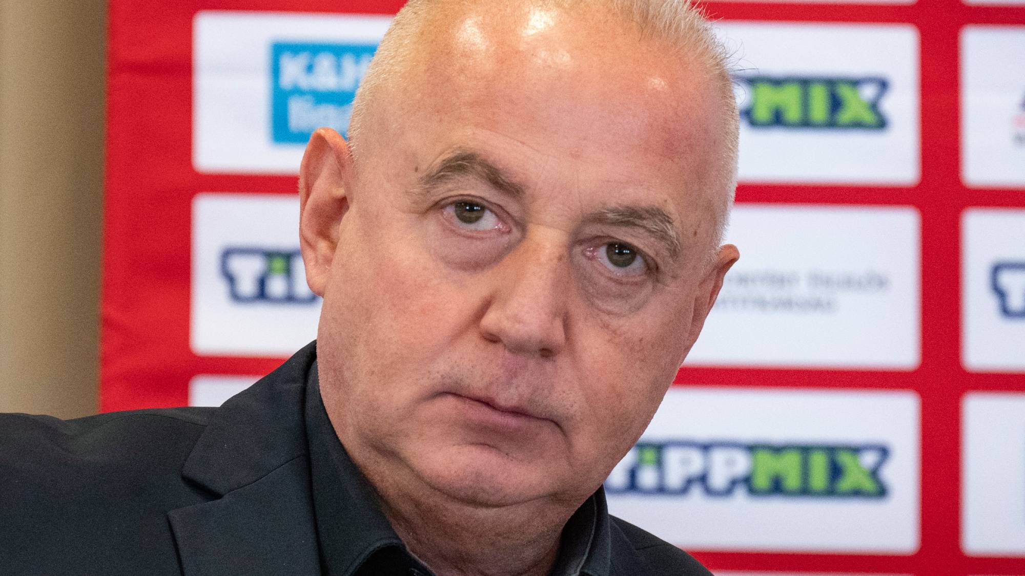 Ballai Attila, az MKSZ kommunikációs-, PR- és marketing igazgatója a Magyar Kézilabda Szövetség (MKSZ) sajtótájékoztatóján az Aquaworld Resort Budapest szállodában 2024. november 25-én.