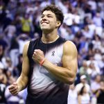 Ben Shelton először játszhat Grand Slam-döntőt.
