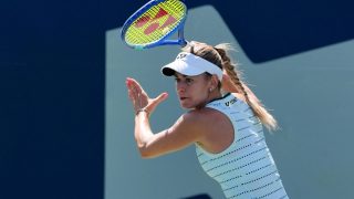 Anna Bondar of Hungary plays a forehand against Anhelina Kalinina of Ukraine during the Women's Singles round of 128 match on day 3 of the WTA Masters 1000 National Bank Open at Sobeys Stadium in Toronto, Canada, on August 3, 2026. (Photo by Leonardo Ramirez/Eyepix Group/NurPhoto)