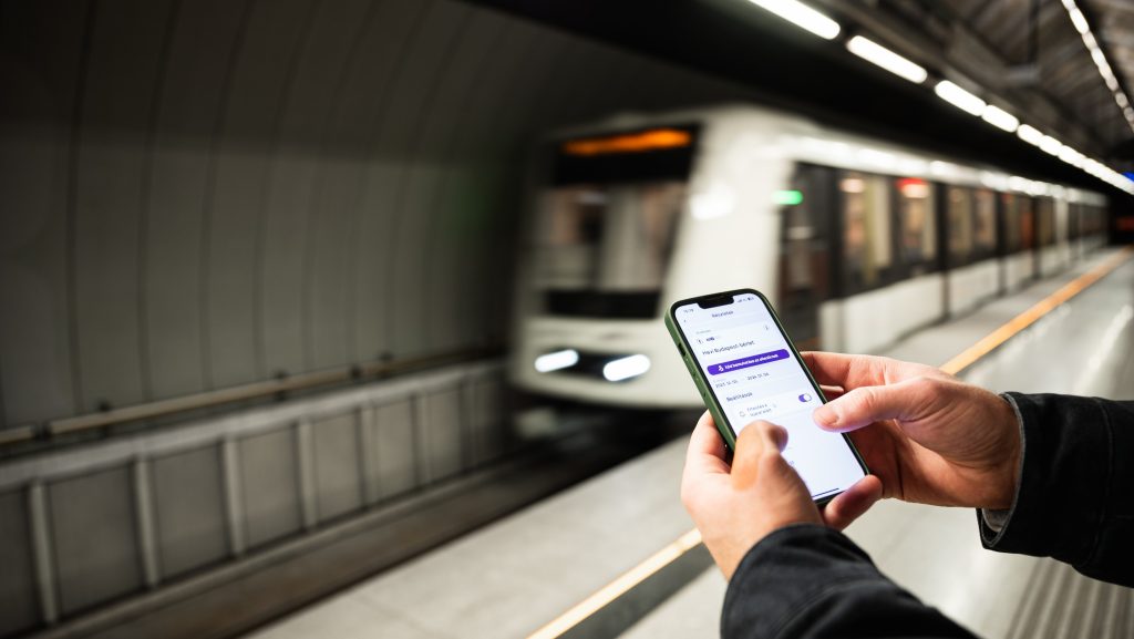 Mostantól megmutatja a BudapestGO, hogy melyik metrókocsi van közel a kijárathoz