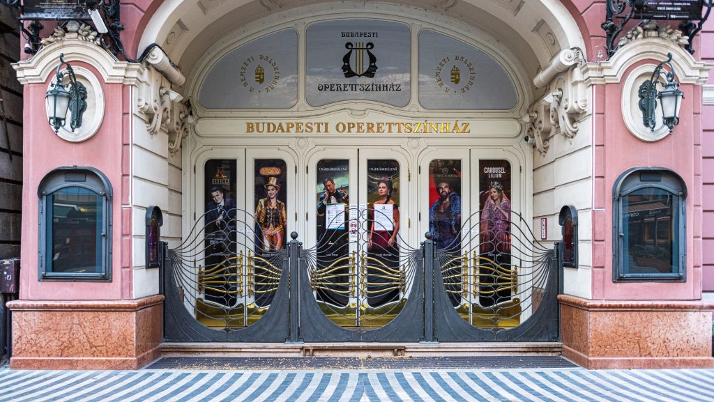 Vizsgálatot indít a kulturális tárca az Operettszínház ügyében