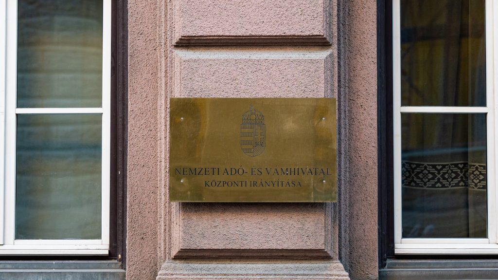Az OTP-től érkezett a NAV új bűnügyi elnökhelyettese