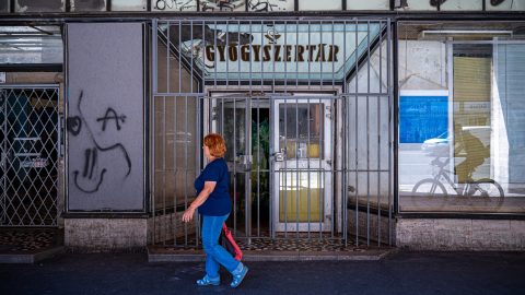 gyógyszertár