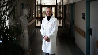 Ács Nándor szülész-nőgyógyász professzorral készült interjú Budapesten 2026. február 2-án.