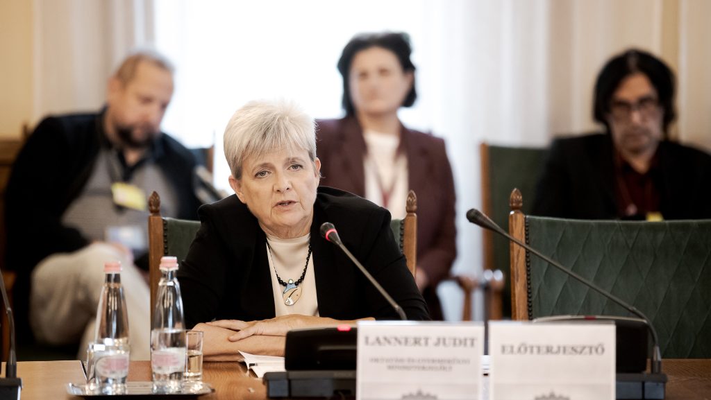 Lannert Judit bocsánatot kért