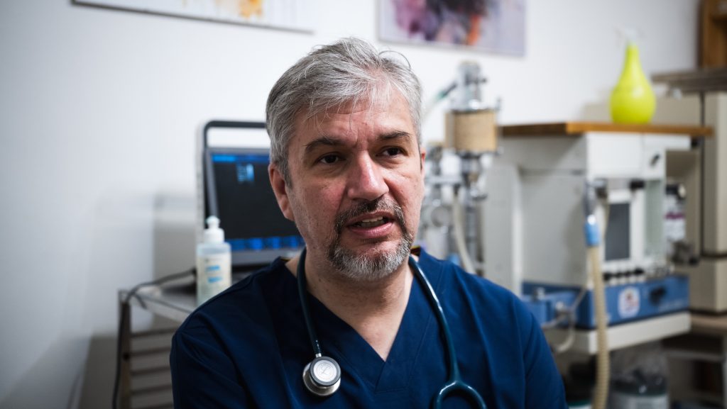 Hadházy: Mészáros már börtönben lehetne a balmazújvárosi vasútépítés miatt