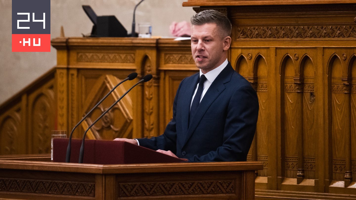 Премьер-министр Венгрии открыл парламентскую сессию речью перед повесткой дня