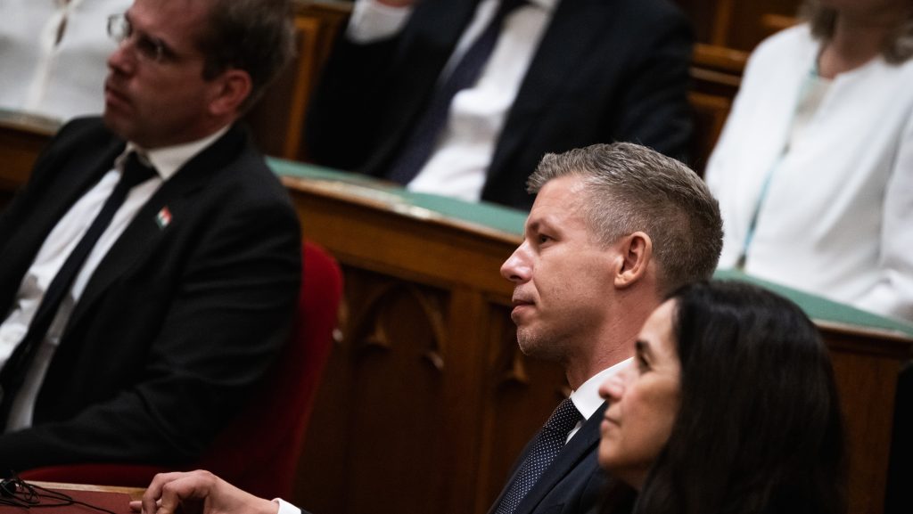 Magyar Péter: A kormánynak is becsengettek