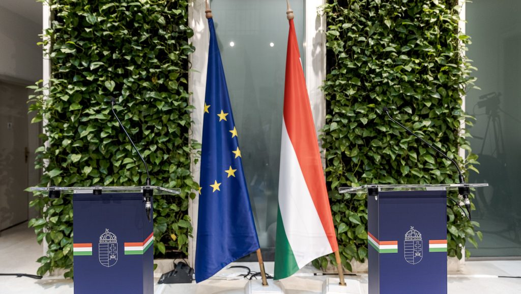 Három hét elteltével újra jelentkezik a kormányzati tájékoztató