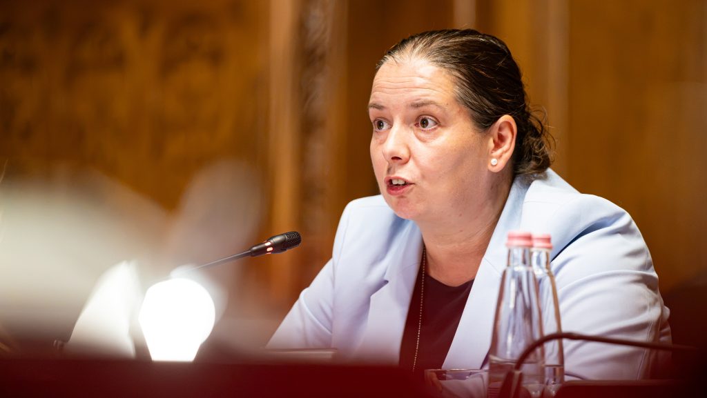 Unger Anna 2027 első felében vádemelésig jutó ügyekben bízik