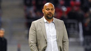 Feczkó Tamás, a Budapest Honvéd vezetőedzője a labdarúgó MOL Magyar Kupa elődöntőjében játszott Budapest Honvéd FC - Zalaegerszegi TE FC mérkőzésen a Bozsik Arénában 2026. április 21-én.