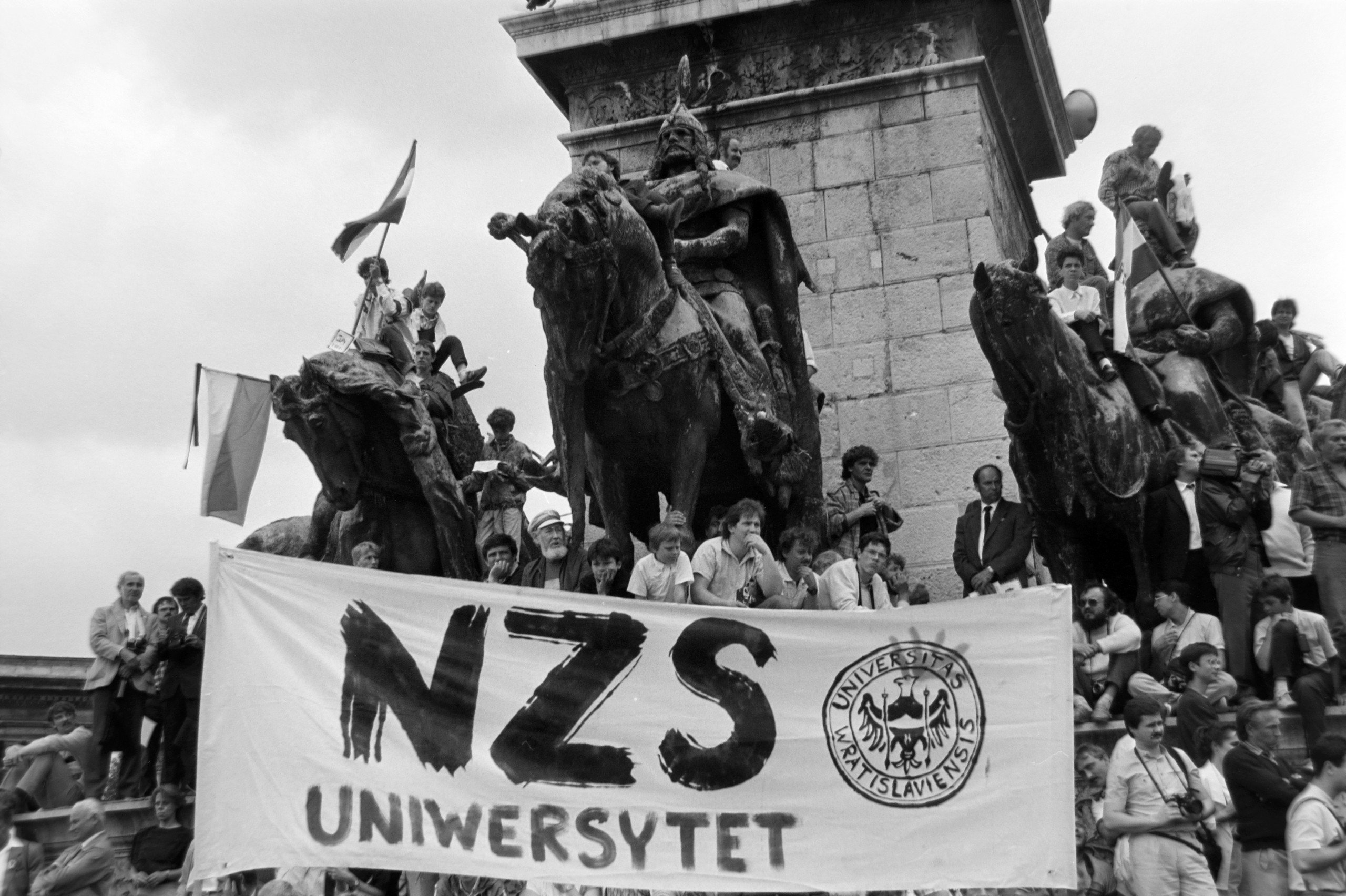Egy sör a resti teraszán és világűrben lebegő Magyarország – a rendszerváltás kora a Fortepan alapítója szemével 9