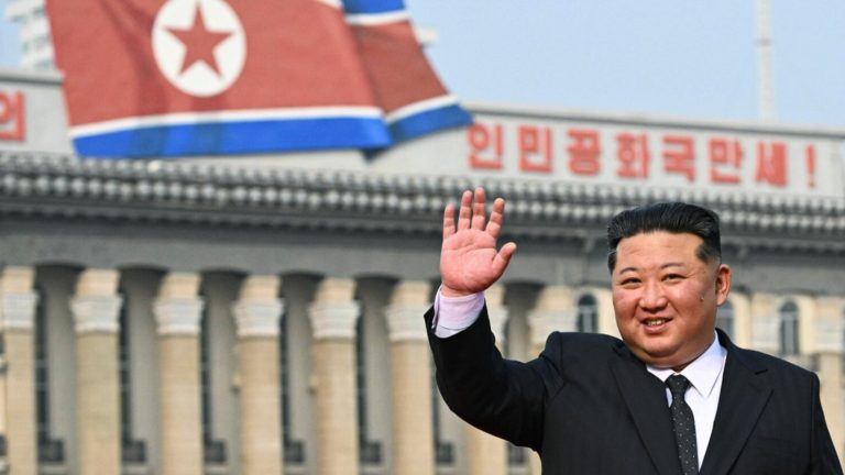 Észak-Korea precíziós rakétarendszert tesztelt, amit a dél-koreai határra telepítenének