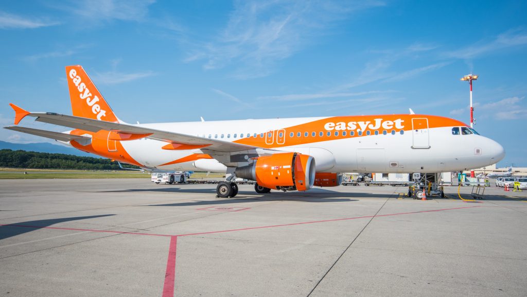 Tűz ütött ki az EasyJet egyik repülőjén, 146 utast kellett kimenteni
