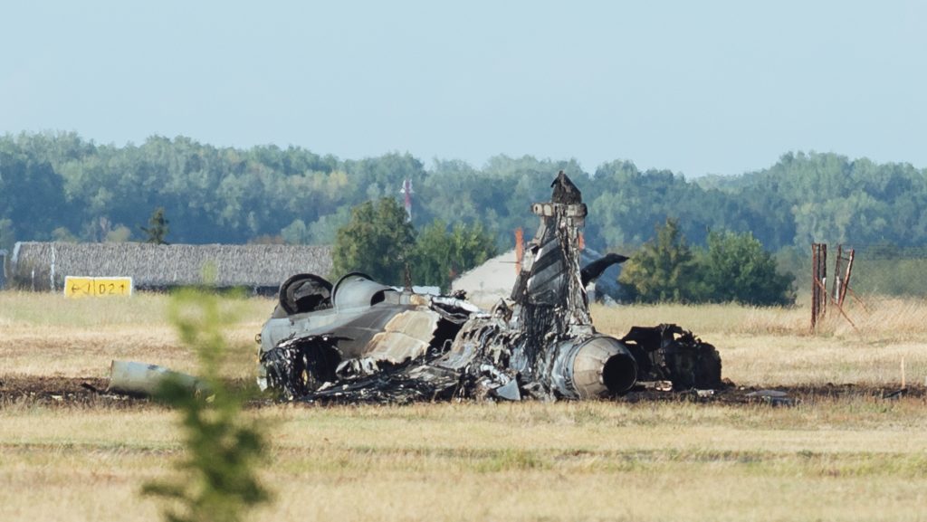 Svédországba szállították a lehuhant Gripen fekete dobozát