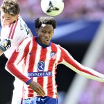 MADRID, SPAIN - SEPTEMBER 20: Jonathan David (R) of Atletico Madrid battles for the ball with Federico Valverde (L) of Real Madrid during the La Liga Week 7 match at Riyadh Air Metropolitano Stadium in Madrid, Spain, on September 20, 2026. Burak Akbulut / Anadolu