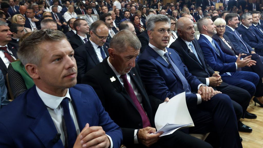 Magyarország és Horvátország újra tárgyalhat az INA-ról