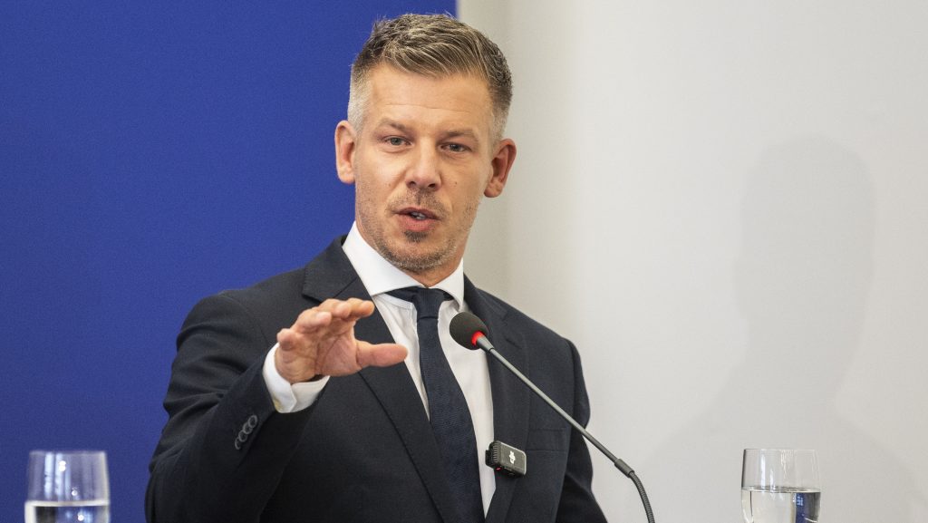 Továbbra sincs előrelépés a Benes-dekrétumok ügyében
