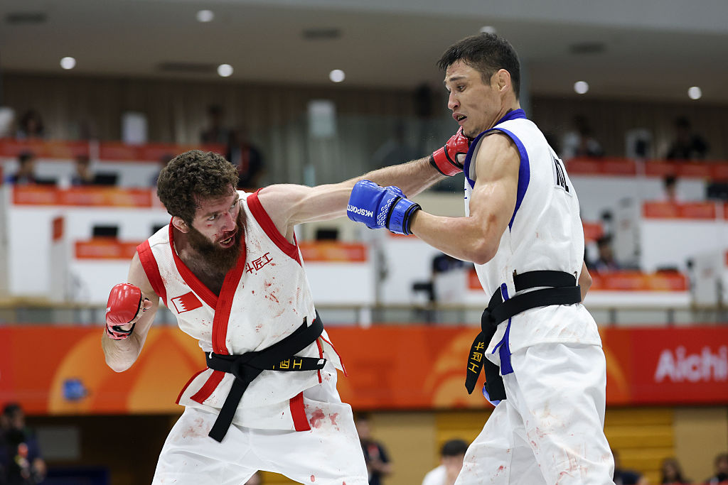 A tokiói Ázsiai Játékokon mutatkozott be a ketrec nélküli, és kevesebb véres jelenetet ígérő MMA. A sportág így kerülne oda az olimpiára.