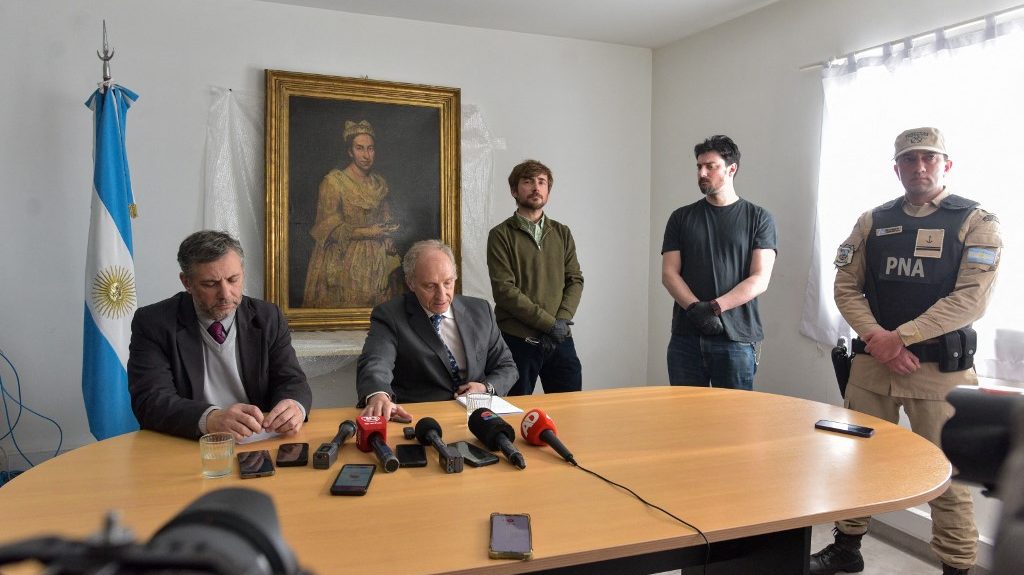 A náci lánya lopott festménnyel tett fel ingatlanhirdetést