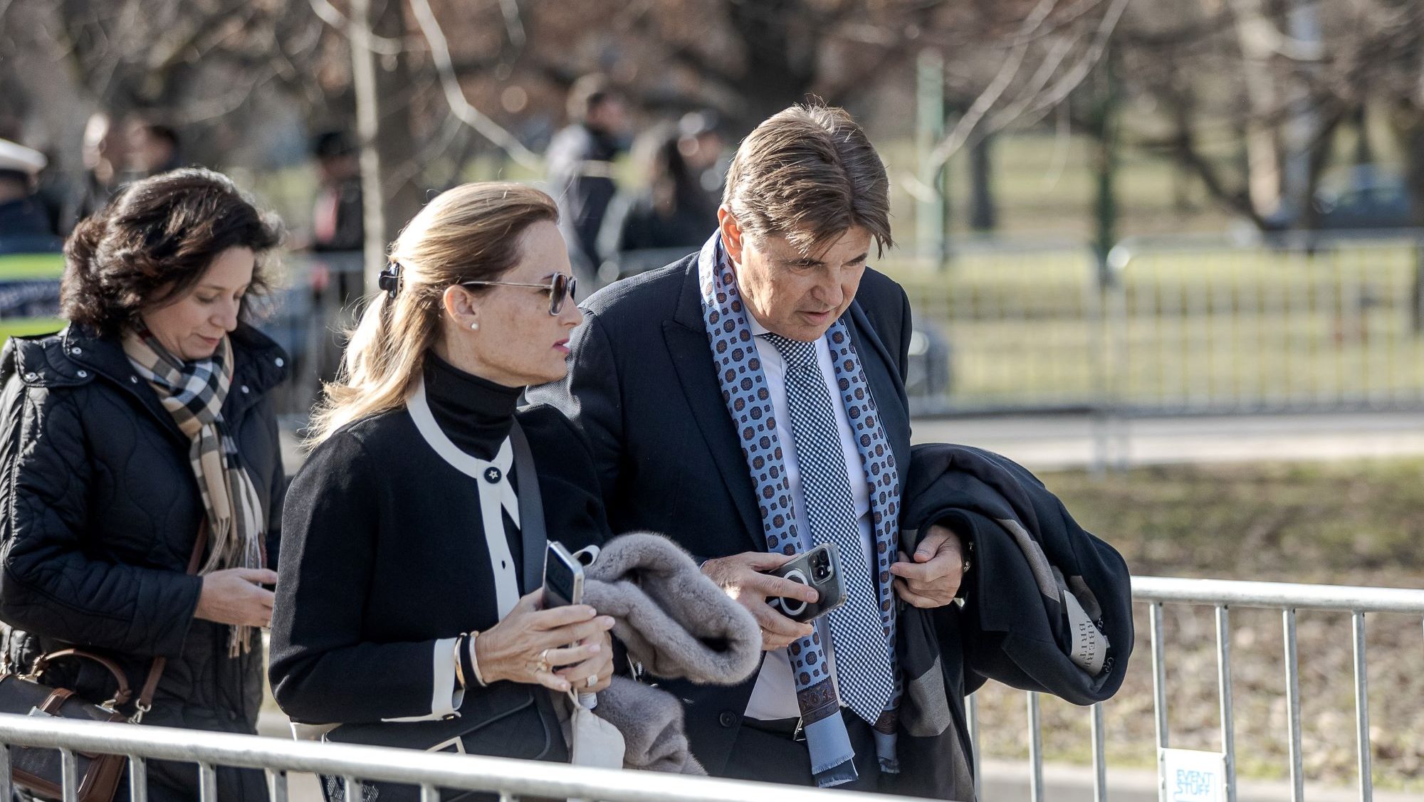 Nagy Elek érkezik Orbán Viktor Várkertben tartott évértékelő beszédére 2026. február 14-én.