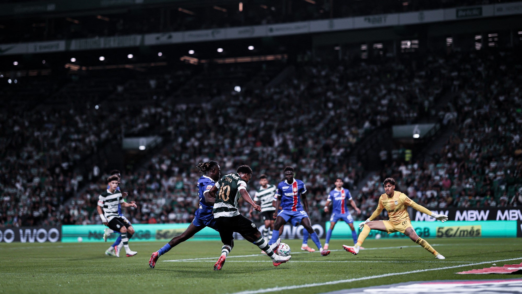 A Sporting és az Alverca augusztusi bajnokija.