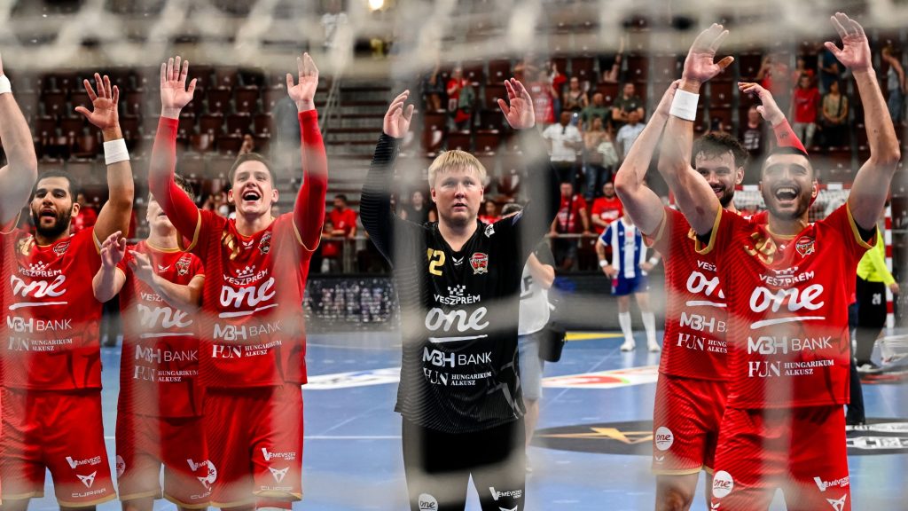 26 gólos győzelemmel kezdte a klubvébét a Veszprém