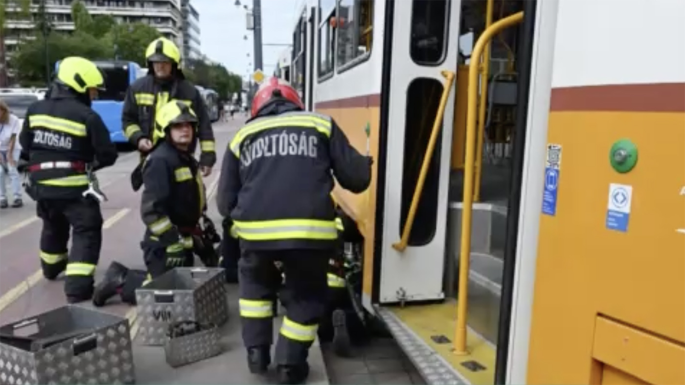 villamos gázolás Batthány tér