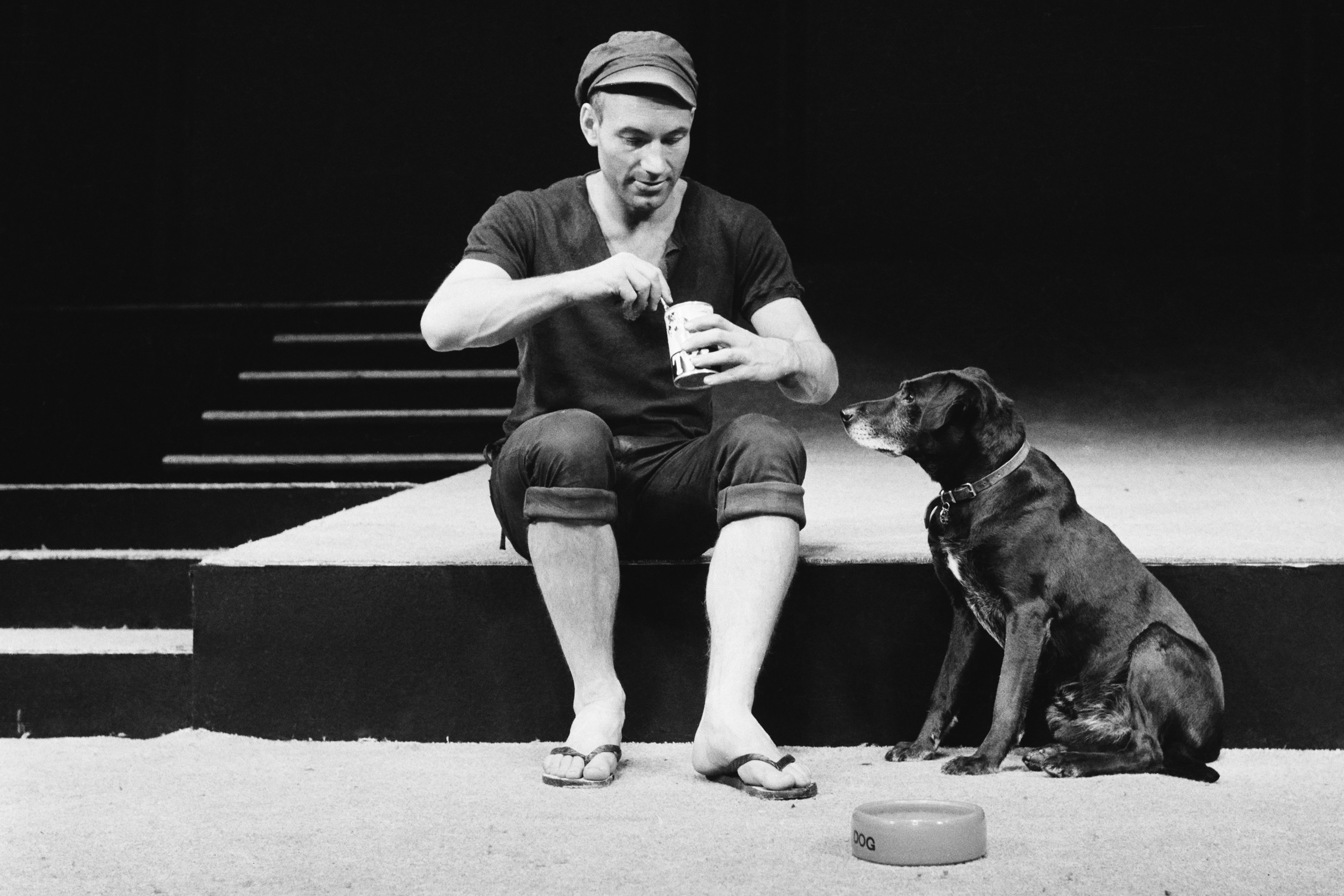 Patrick Stewart 1970-ben a Royal Shakespeare Company próbáján, Londonban.