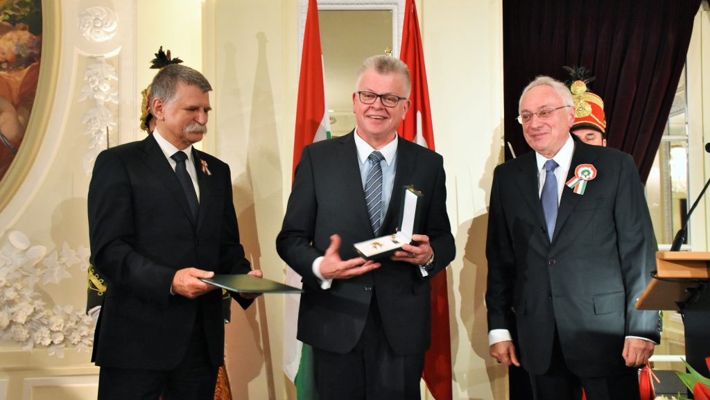 Több milliós fizetésért volt utazó nagykövet a kormányváltásig az Orbán bankáraként emlegetett Nagy István