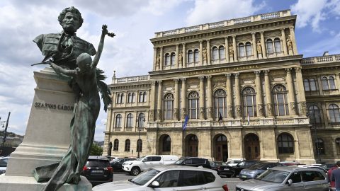 A Magyar Tudományos Akadémia (MTA) székháza.