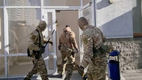Razzia egy bordélyban