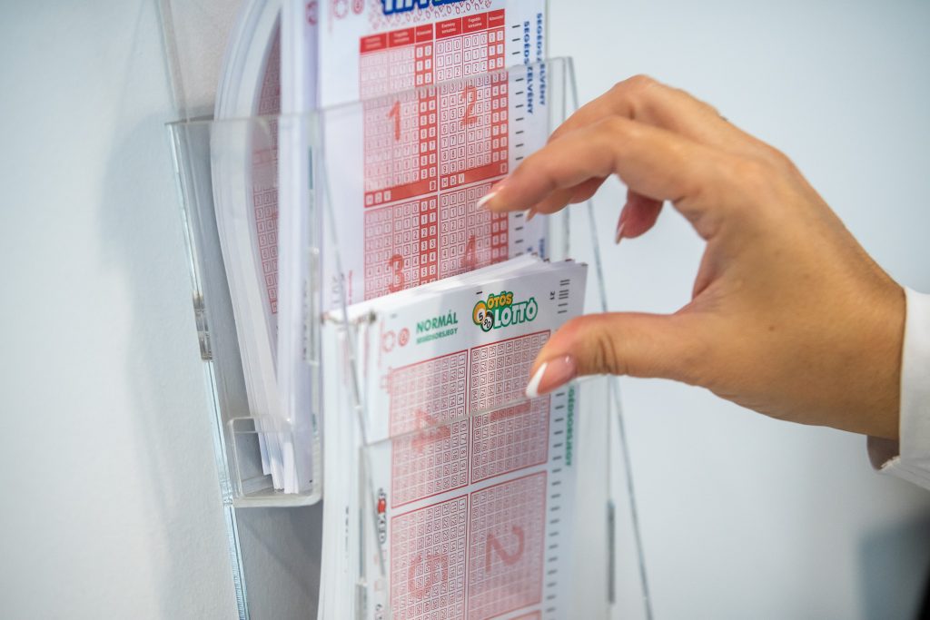 Ötös lottó: itt vannak az e heti nyerőszámok – 5 milliárd forint volt a tét
