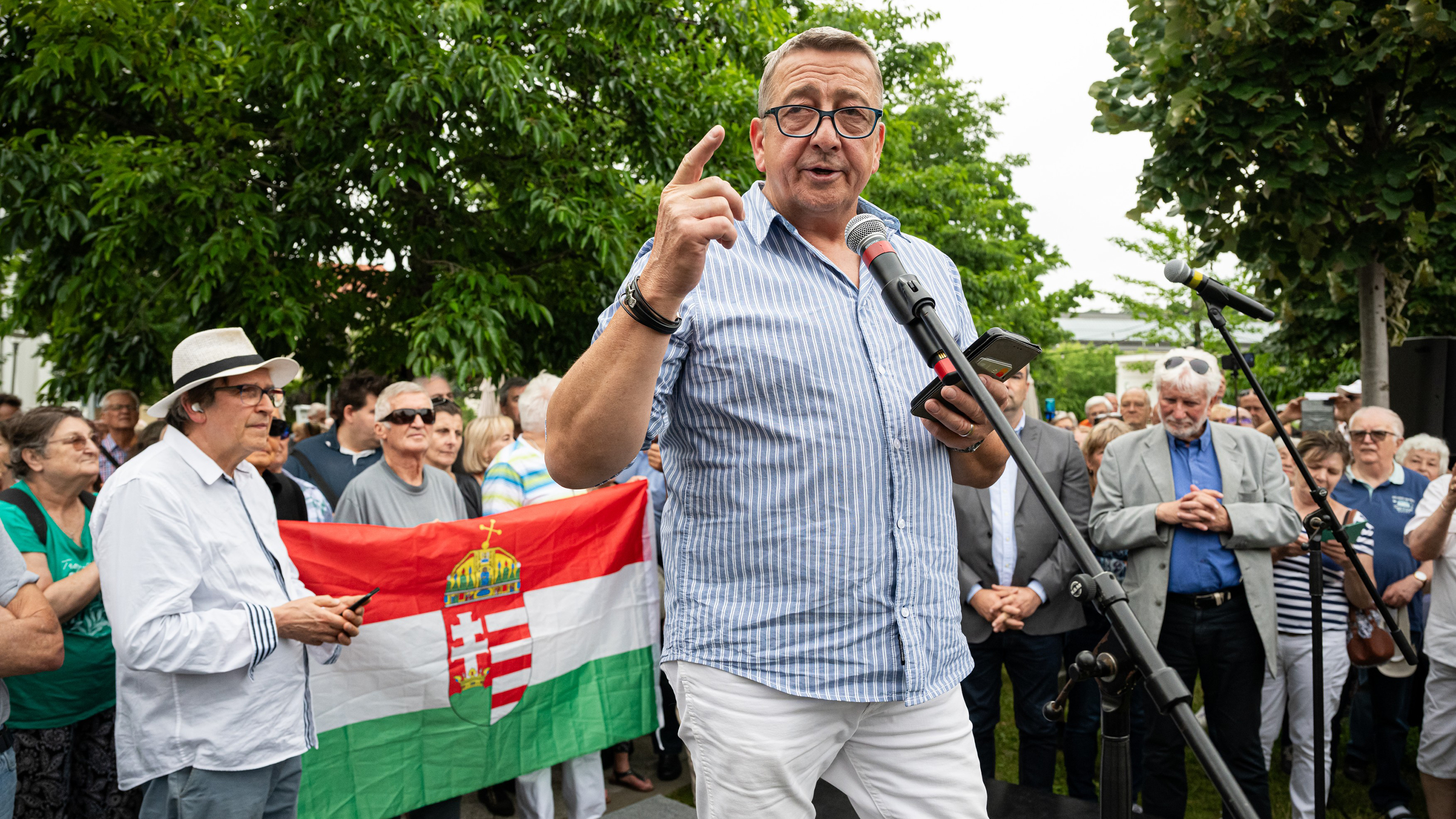 2024. június 14-én este 6 órára hirdetett tüntetést Bayer Zsolt az Európai Bizottság budapesti, Lövőház utcai képviselete elé, miután az Európai Unió Bírósága csütörtökön meghozta ítéletét Magyarországgal szemben.