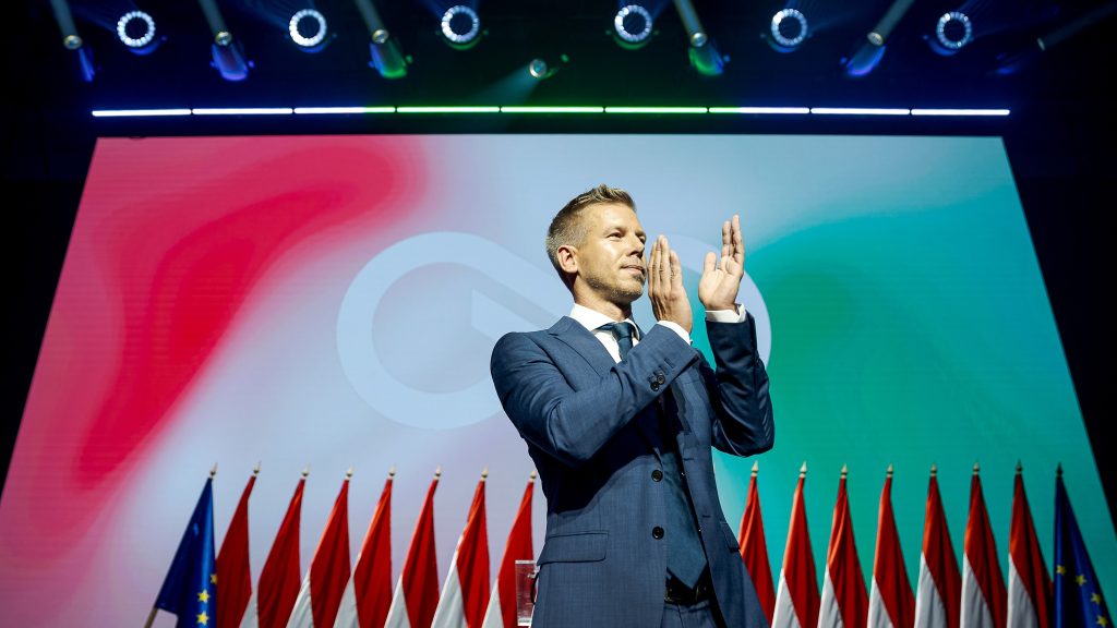 Magyar Péter: Orbán Viktor bedöntötte a börtönben ülő miniszterének eddigi gyenge védekezését