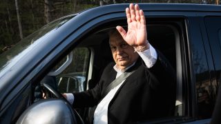 Orbán Viktor miniszterelnök leadja a szavazazát, majd sajtótájékoztatót tart a Zugligeti Általános Iskolában 2026. április 12-én., Image: 1090380409, Fotó: