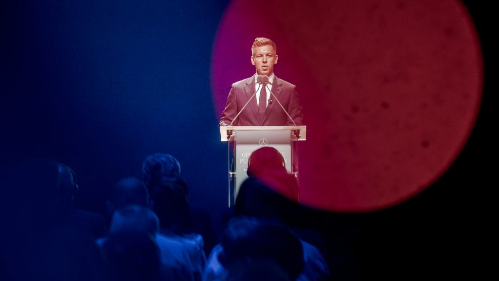 Bánfalvi Samu: Magyar Péter és a posztfasiszta konszenzus