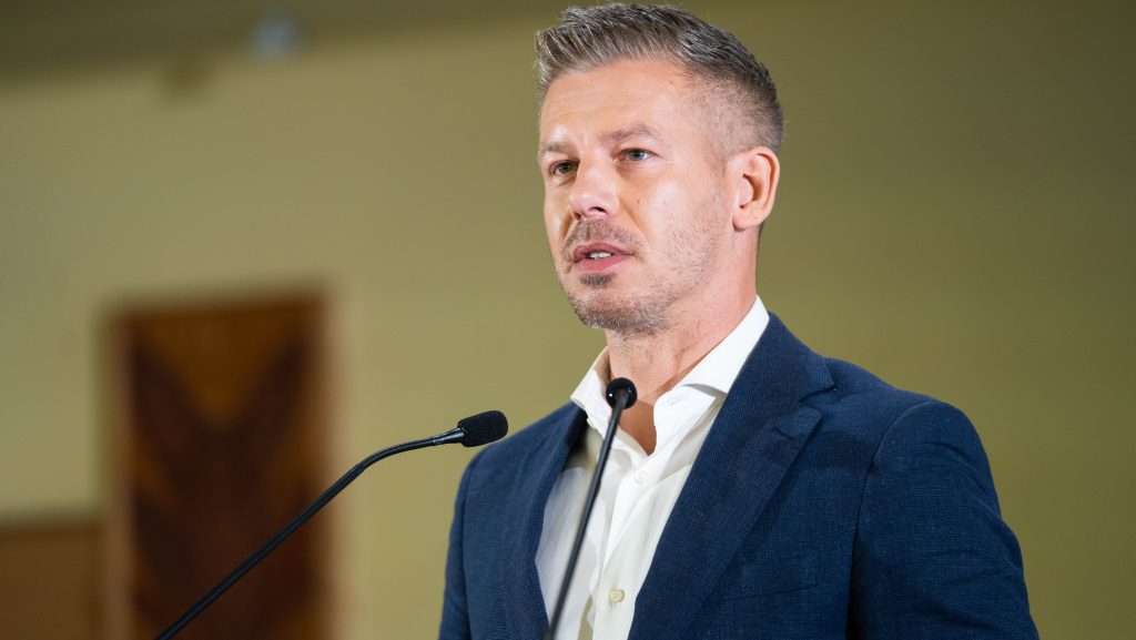 Magyar Péter az Állami Számvevőszék elnökének távozását követeli