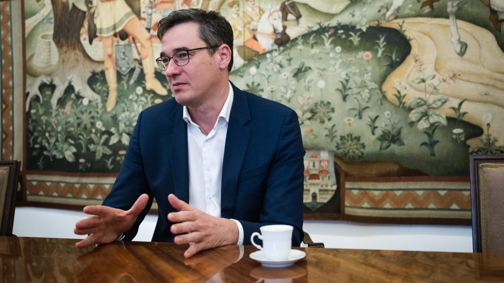 Karácsony Gergely: A parkolás volt az első szent tehén, amit levágtunk, de nem az utolsó