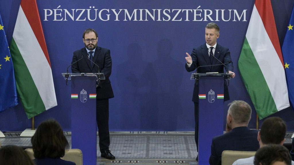 Fékezett a Tisza a nyugdíjvállalásoknál, ám a szakértők így is bizakodnak