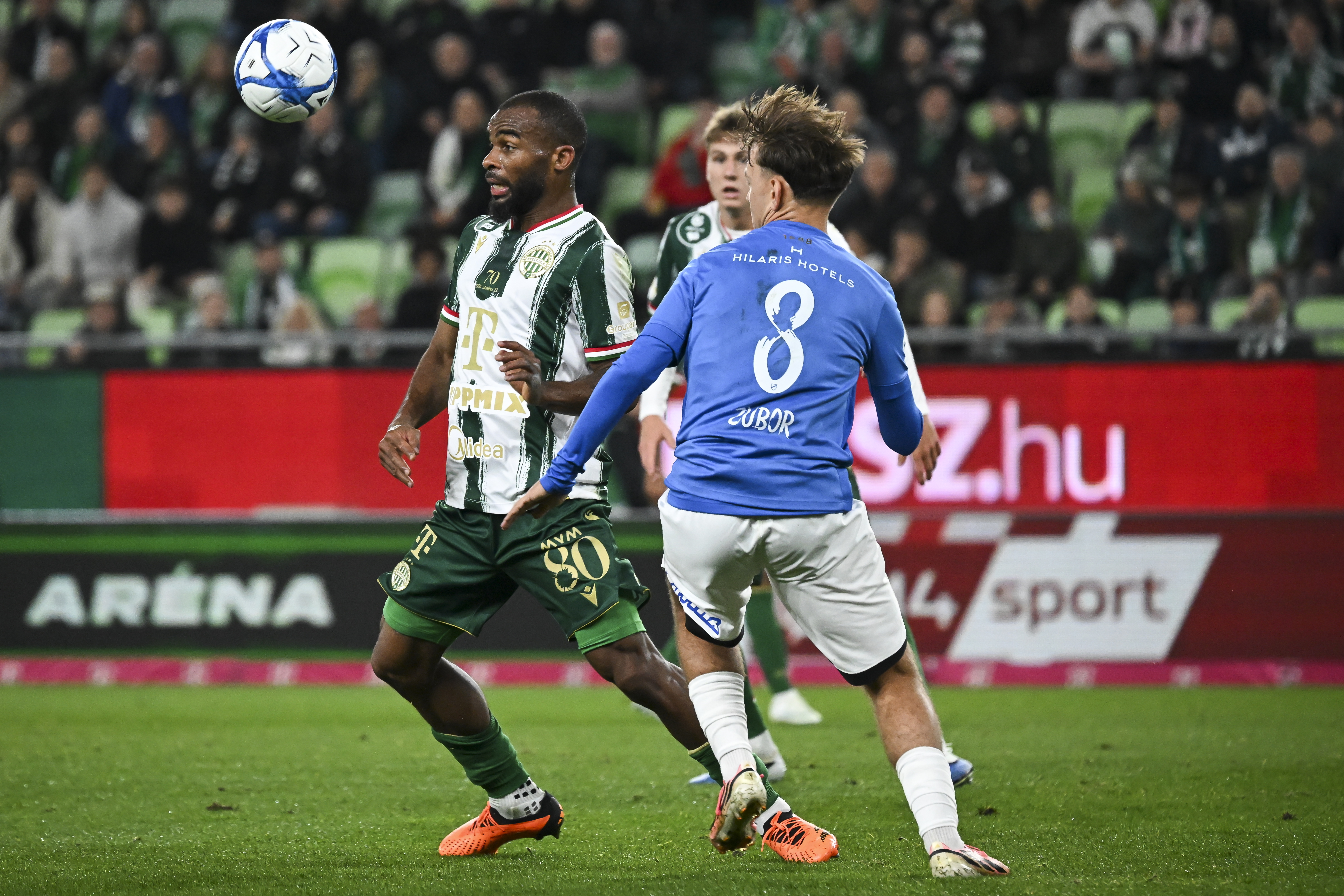 Habib Maiga, a Ferencváros és Zubor Ádám.