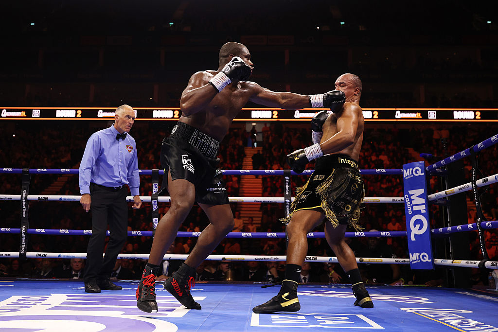 Daniel Dubois már a második menetre lerendezte a Fabio Wardley elleni mérkőzését, így megvédte a WBO nehézsúlyú övét.