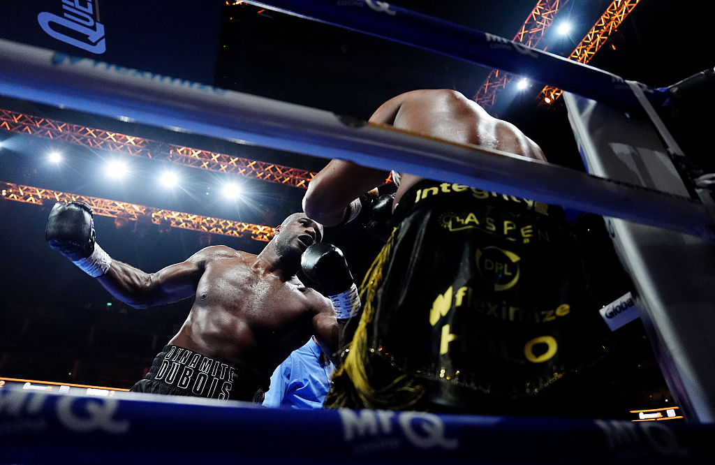 Daniel Dubois már a második menetre lerendezte a Fabio Wardley elleni mérkőzését, így megvédte a WBO nehézsúlyú övét.