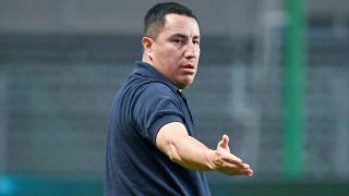 Efráin Juárez, az ETO FC vezetőedzője a labdarúgó Konferencia-liga selejtezőjének 2. fordulójában játszott ETO FC - Atert Bissen visszavágó mérkőzésen a győri ETO Stadionban 2026. július 30-án. A Győr 1-1-es döntetlent játszott, így 7-3-as összesítéssel továbbjutott.